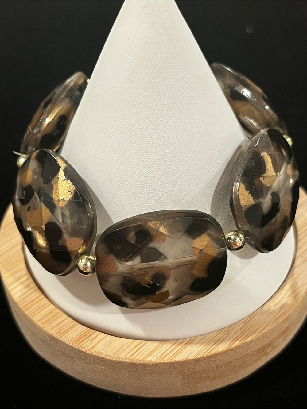 Chunky Leopard Tortoiseshell Resin Stretch Bracelet with Gold Accents